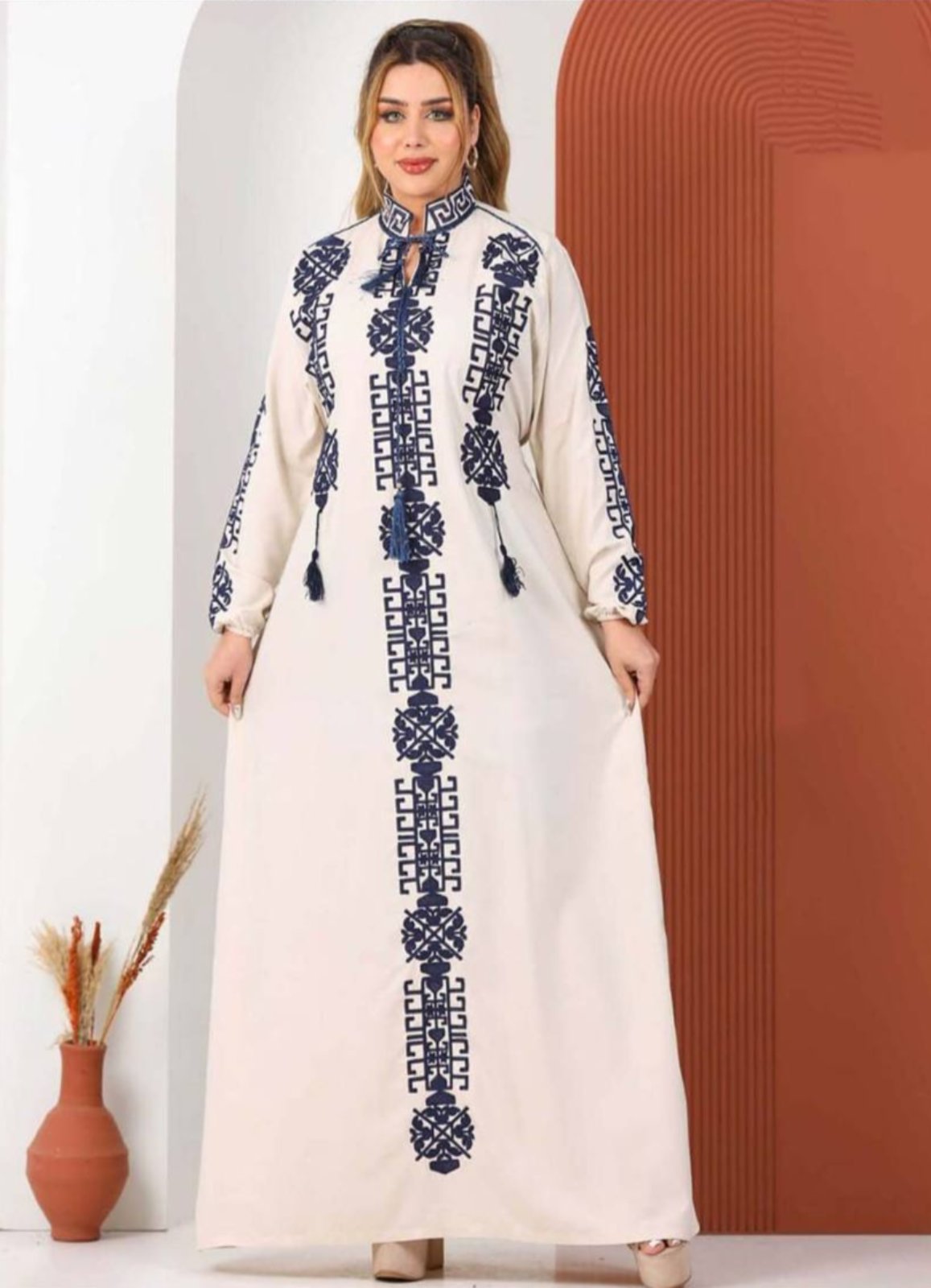 A1043 عبايه استقبال قطن شكل خليجي كود
