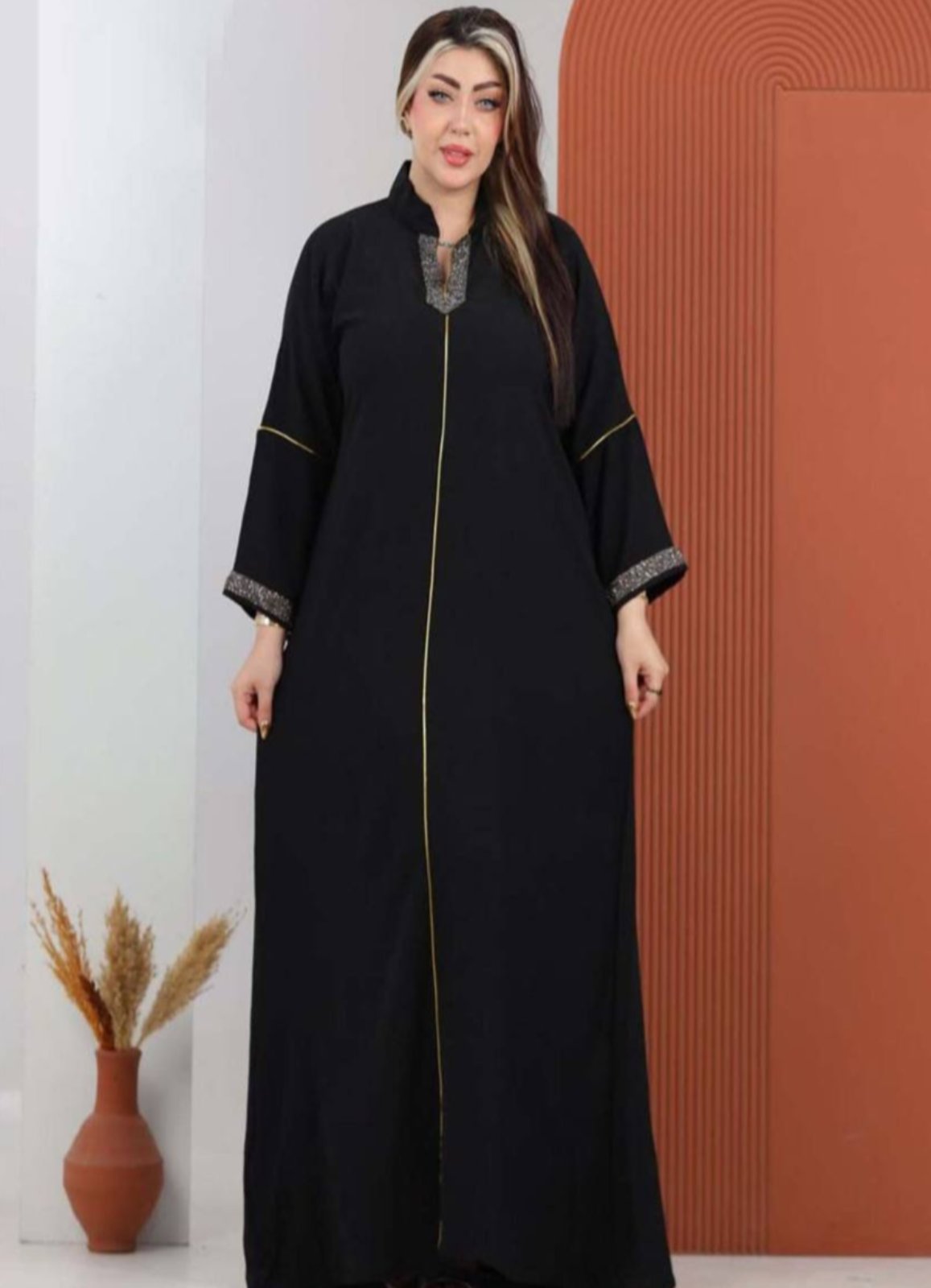 A1039 عبايه استقبال قطن شكل خليجي كود