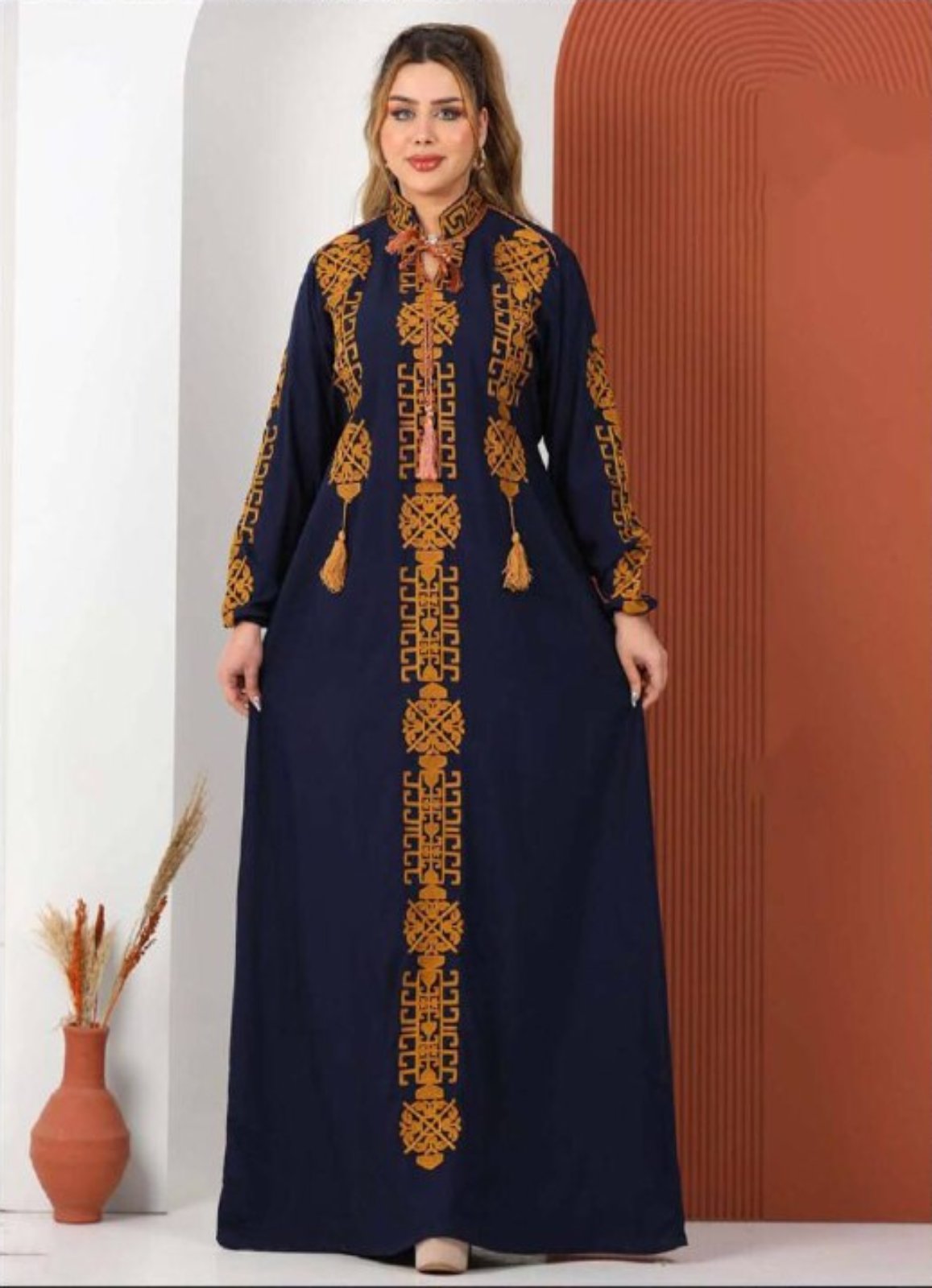 A1043 عبايه استقبال قطن شكل خليجي كود