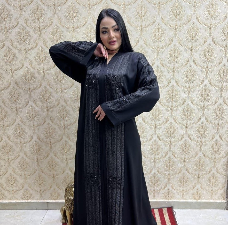 عباية خليجي سوداء حرير خروج حريمى كود 17